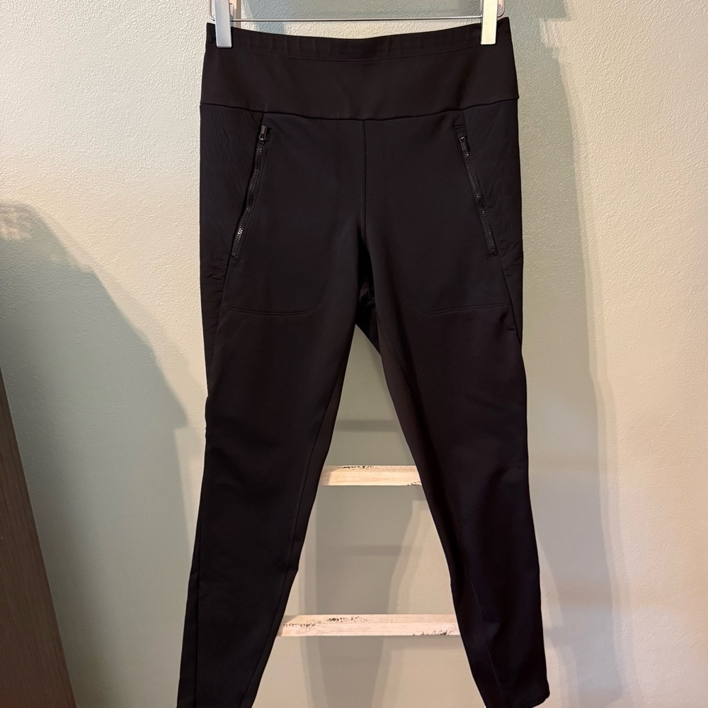 Athleta Peak Hybrid Fleece Tight Black Size Small Athletic Leggings